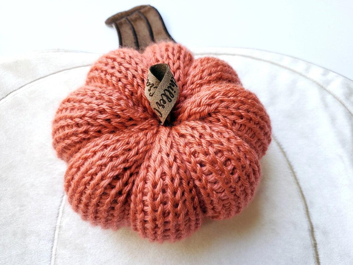 Custom SMALL Single Knit Pumpkin